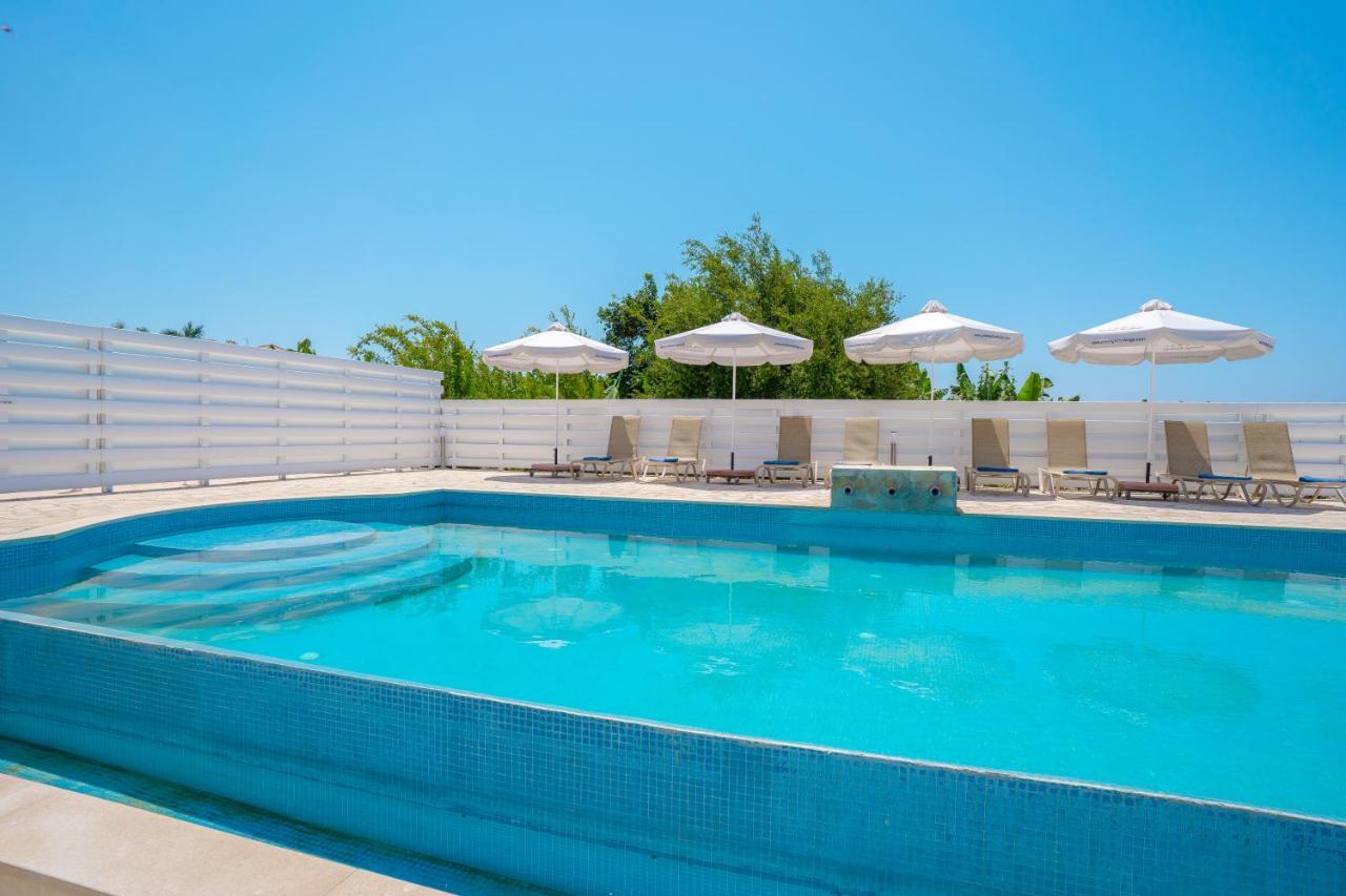 Oniros By Prestige Bookings Peyia Ngoại thất bức ảnh